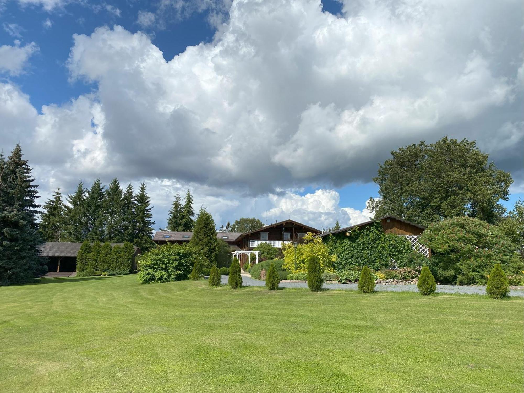 Kuelalistemaja Vehendi Motell Exteriér fotografie
